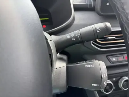 Photo 30 Dacia Jogger  Hybrid 140 7 places GSR2