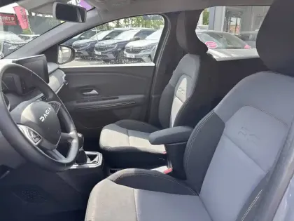 Photo 43 Dacia Jogger  Hybrid 140 7 places GSR2