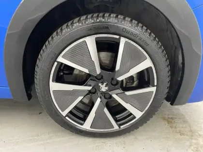 Photo 16 Peugeot 208  Electrique 50 kWh 136ch