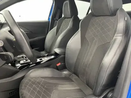 Photo 13 Peugeot 208  Electrique 50 kWh 136ch