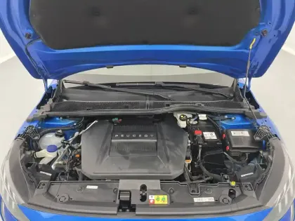 Photo 20 Peugeot 208  Electrique 50 kWh 136ch
