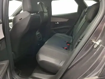 Photo 14 Peugeot 3008  PureTech 130ch S&S EAT8