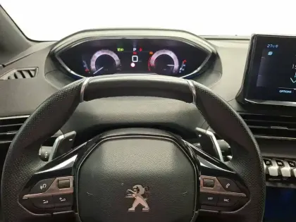 Photo 16 Peugeot 3008  PureTech 130ch S&S EAT8