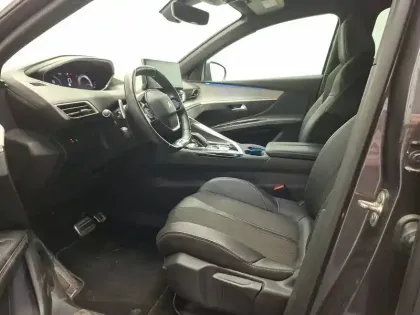 Photo 13 Peugeot 3008  PureTech 130ch S&S EAT8