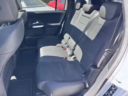 Photo 9 Mercedes GLB  200 d 8G-DCT