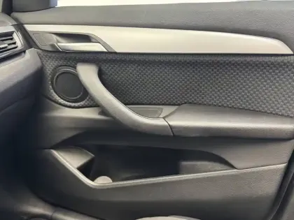 Photo 37 BMW X1  sDrive 18d 150 ch