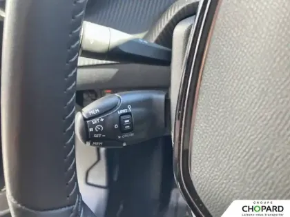 Photo 13 Peugeot 2008  PureTech 100 S&S BVM6