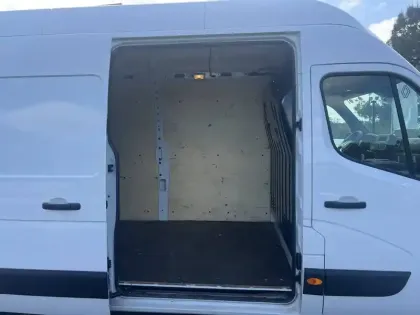 Photo 37 Renault Master  FGN TRAC F3500 L3H3 BLUE DCI 135