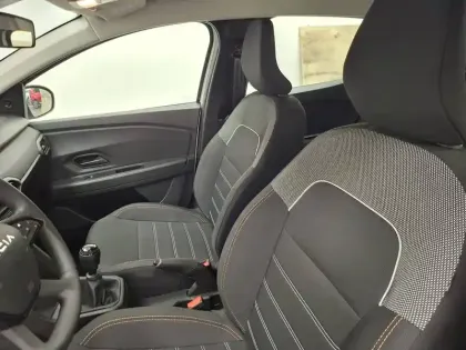 Photo 35 Dacia Sandero  TCe 90