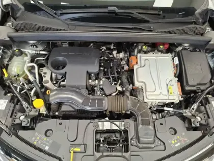 Photo 42 Renault Captur  E-Tech 145 - 21B