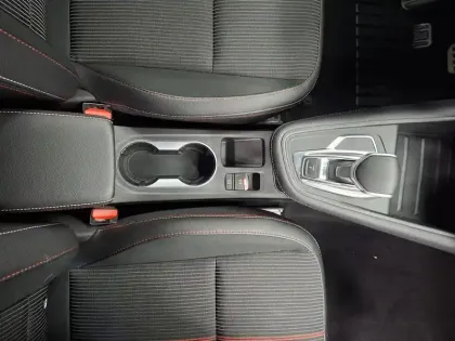 Photo 30 Renault Captur  E-Tech 145 - 21B