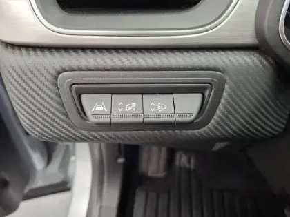 Photo 32 Renault Captur  E-Tech 145 - 21B