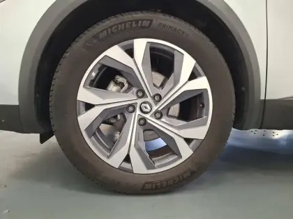 Photo 17 Renault Captur  E-Tech 145 - 21B