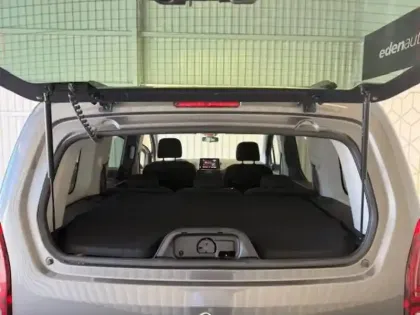 Photo 24 Citroën Berlingo  Taille M BlueHDi 130 S&S EAT8