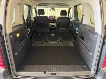 Photo 22 Citroën Berlingo  Taille M BlueHDi 130 S&S EAT8