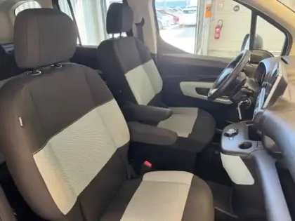 Photo 14 Citroën Berlingo  Taille M BlueHDi 130 S&S EAT8