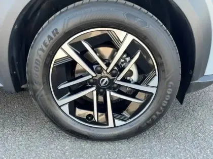 Photo 29 Nissan Juke  HYBRID 143