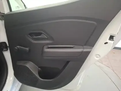 Photo 18 Dacia Sandero  SCe 65