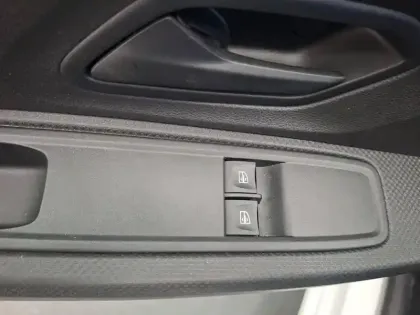 Photo 31 Dacia Sandero  SCe 65