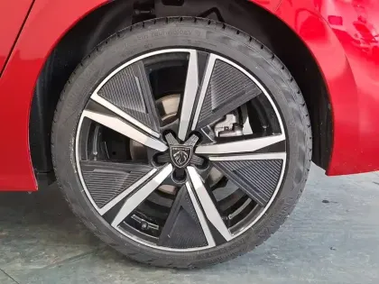 Photo 9 Peugeot 308  BlueHDi 130ch S&S EAT8