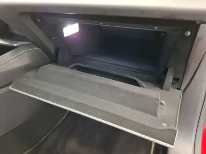 Photo 28 Peugeot 308  BlueHDi 130ch S&S EAT8