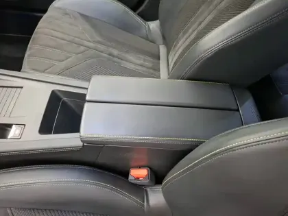 Photo 23 Peugeot 308  BlueHDi 130ch S&S EAT8