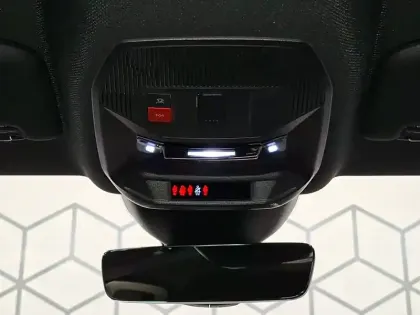 Photo 39 Peugeot 308  BlueHDi 130ch S&S EAT8