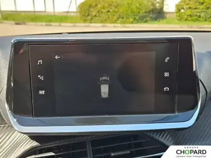 Photo 14 Peugeot 208  PureTech 75 S&S BVM5