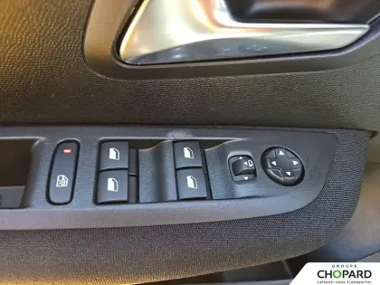 Photo 23 Peugeot 208  PureTech 75 S&S BVM5