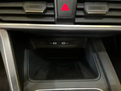 Photo 16 Seat Leon  e-Hybrid 204 ch DSG6