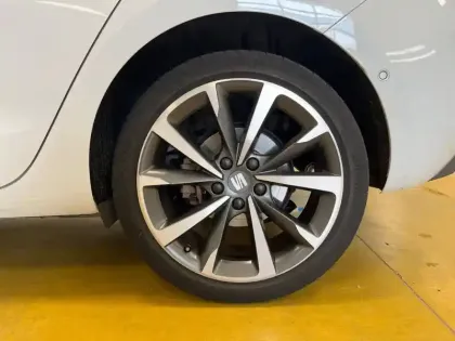 Photo 8 Seat Leon  e-Hybrid 204 ch DSG6