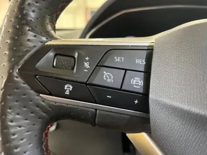 Photo 24 Seat Leon  e-Hybrid 204 ch DSG6