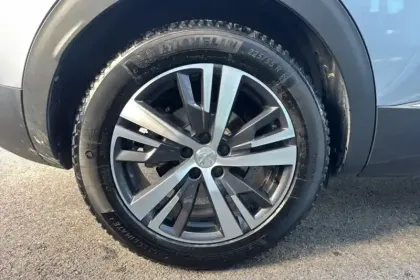 Photo 15 Peugeot 3008  Hybrid 225 e-EAT8