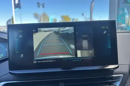 Photo 31 Peugeot 3008  Hybrid 225 e-EAT8