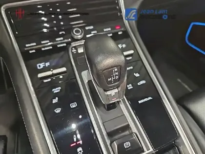 Photo 13 Porsche Panamera  4 V6 3.0 462