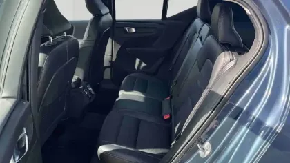 Photo 10 Volvo Xc40  T3 163 ch Geartronic 8