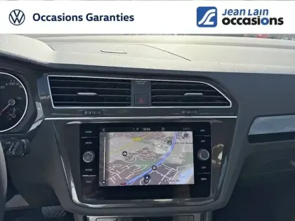 Photo 14 Volkswagen Tiguan  2.0 TDI 150ch DSG7