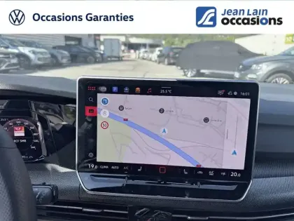 Photo 14 Volkswagen Golf  1.5 eTSI EVO2 150 DSG7