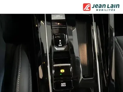 Photo 12 Volkswagen Golf  1.5 eTSI EVO2 150 DSG7