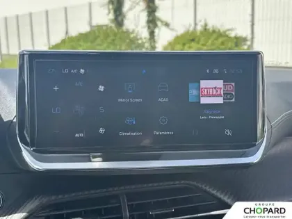 Photo 13 Peugeot 2008  Hybrid 136 e-DCS6