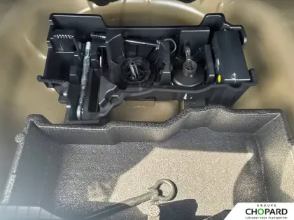 Photo 28 Peugeot 2008  Hybrid 136 e-DCS6