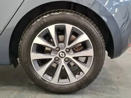 Photo 9 Renault Clio  E-Tech 140 - 21