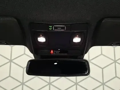 Photo 38 Renault Clio  E-Tech 140 - 21