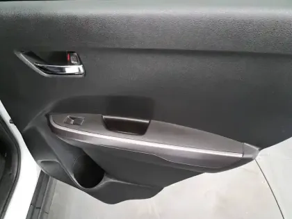 Photo 22 Suzuki Vitara  1.5 Dualjet Hybrid Auto
