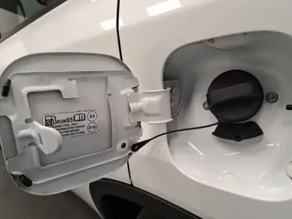 Photo 20 Suzuki Vitara  1.5 Dualjet Hybrid Auto