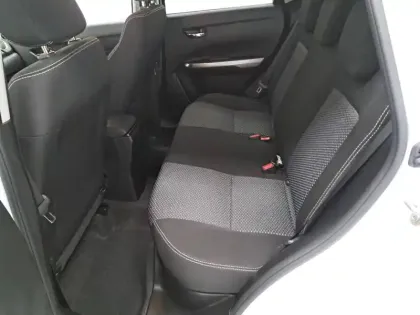 Photo 25 Suzuki Vitara  1.5 Dualjet Hybrid Auto