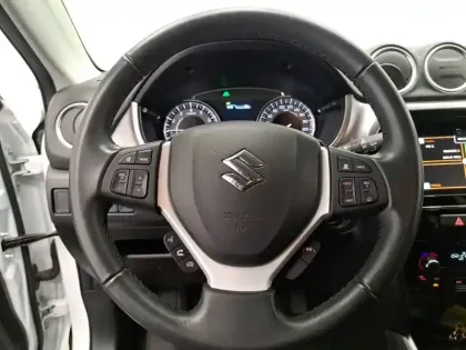 Photo 33 Suzuki Vitara  1.5 Dualjet Hybrid Auto