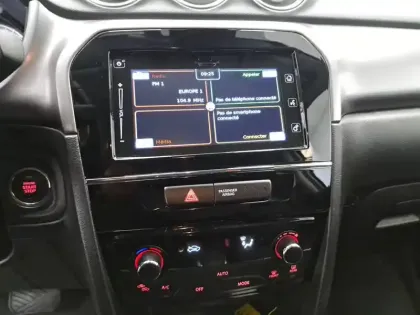 Photo 37 Suzuki Vitara  1.5 Dualjet Hybrid Auto