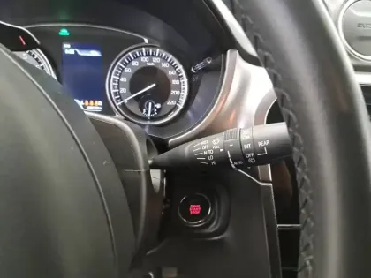 Photo 30 Suzuki Vitara  1.5 Dualjet Hybrid Auto