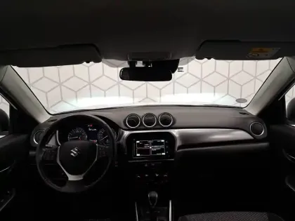 Photo 42 Suzuki Vitara  1.5 Dualjet Hybrid Auto